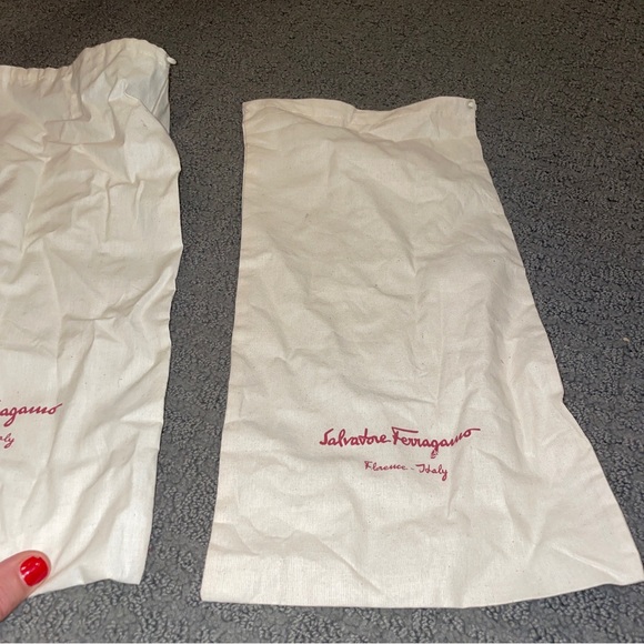 Salvatore Ferragamo dust bag for shoes 2